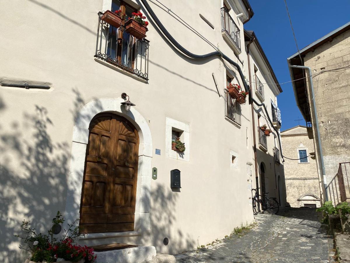 Visione Via Peltuino 19 Daire Prata d'Ansidonia Dış mekan fotoğraf